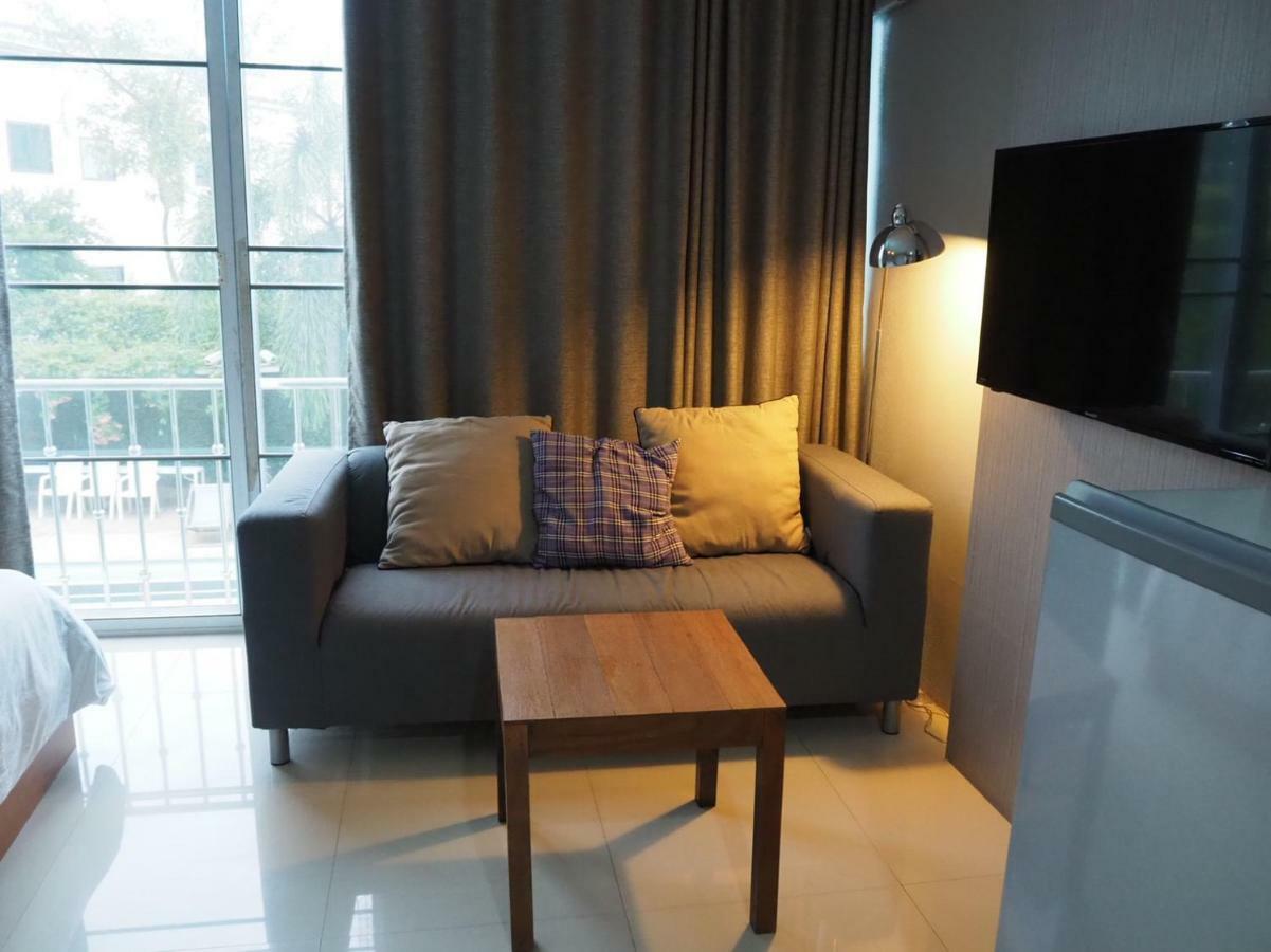 The O2 Aparthotel Udon Thani Exterior photo