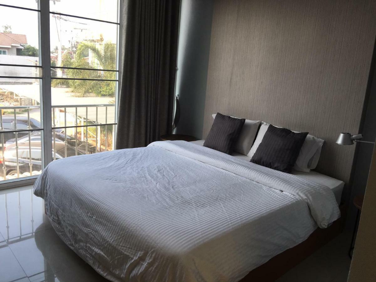 The O2 Aparthotel Udon Thani Exterior photo