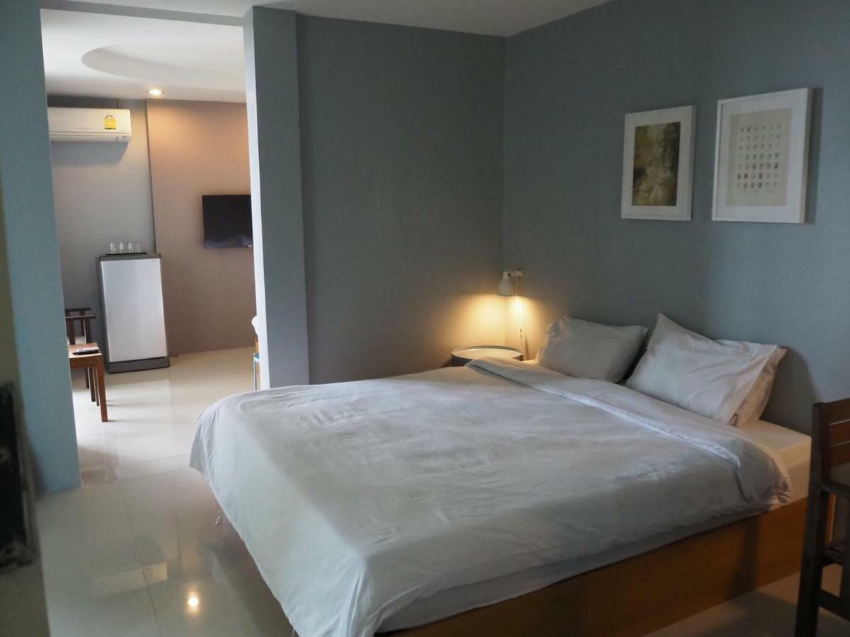 The O2 Aparthotel Udon Thani Exterior photo
