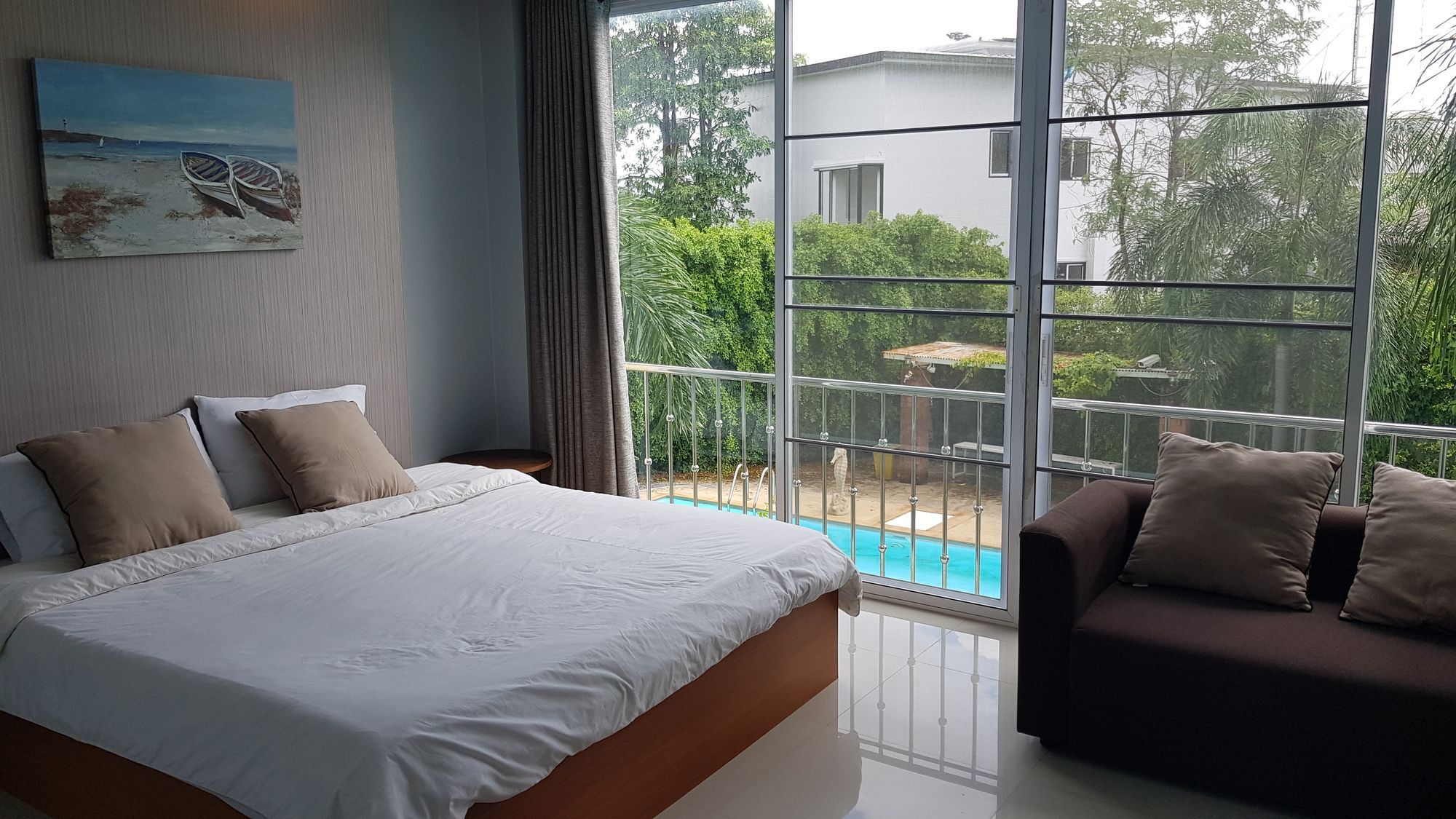The O2 Aparthotel Udon Thani Exterior photo